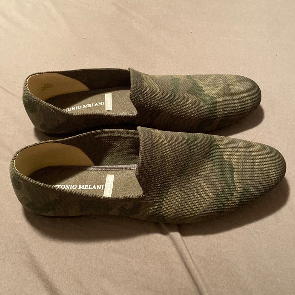 Antonio Melani Beki-A Washable Camo Print Knit Flat Loafers